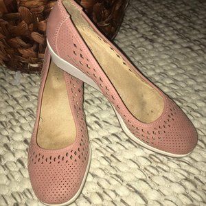 Naturalizer, Women's Brina Wedge Pump 7M